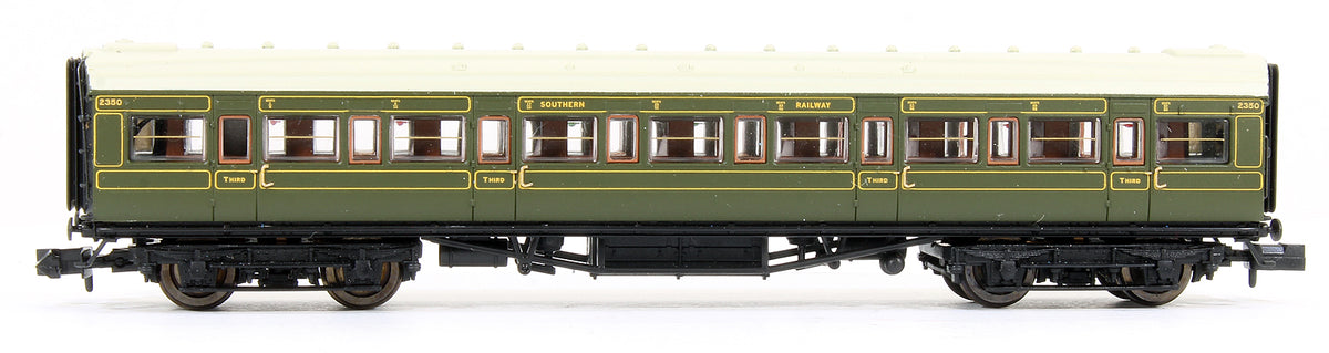 Pre-Owned Maunsell Coach Set 469 SR Lined Green