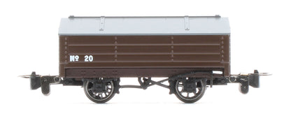990401 Peaked Roof Van - Plain Brown No.20
