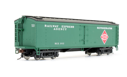 Pre-Owned GACX Wood Reefer With Bolted Pedestal Truck- 2 Pack