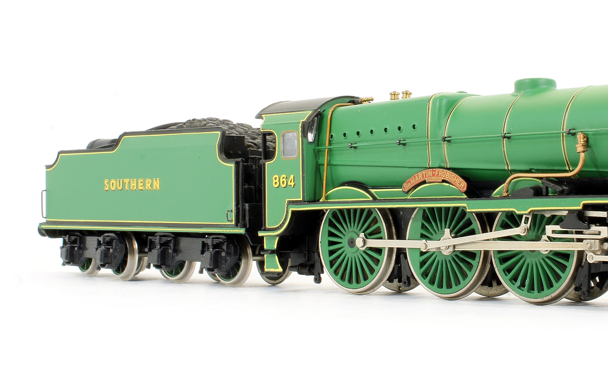 Pre-Owned Lord Nelson Class 864 'Sir Martin Frobisher' Southern Malachite Green Steam Locomotive