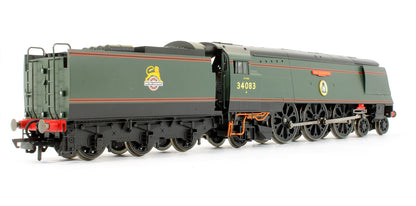 Pre-Owned R2388 BR Green 4-6-2 Battle Of Britain Class '605 Squadron' 34083 Steam Locomotive