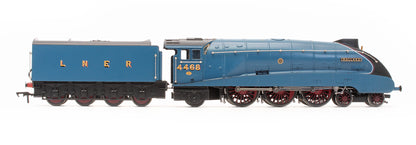 Pre-Owned 31-852B A4 'Mallard' 4468 LNER Garter Blue Steam Locomotive - DCC Sound Fitted