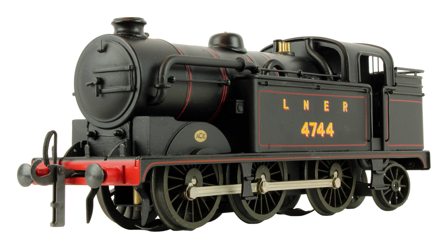 Pre-Owned E11A LNER Class N2 0-6-2 Tank '4744' Steam Locomotive