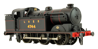 Pre-Owned E11A LNER Class N2 0-6-2 Tank '4744' Steam Locomotive