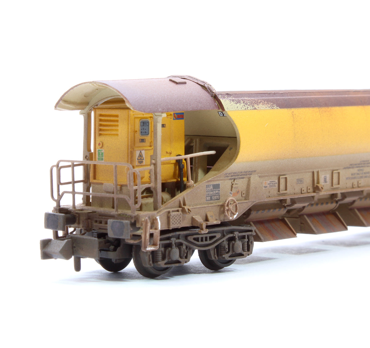 Highly Detailed Deluxe Weathered Network Rail JJA MK2 Auto-Ballaster with Generator Unit Curved Top