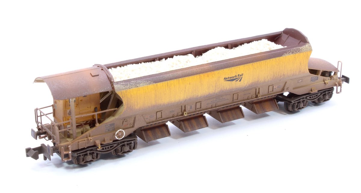 Highly Detailed Deluxe Weathered Network Rail JJA MK2 Auto-Ballaster with Generator Unit Curved Top with Load!