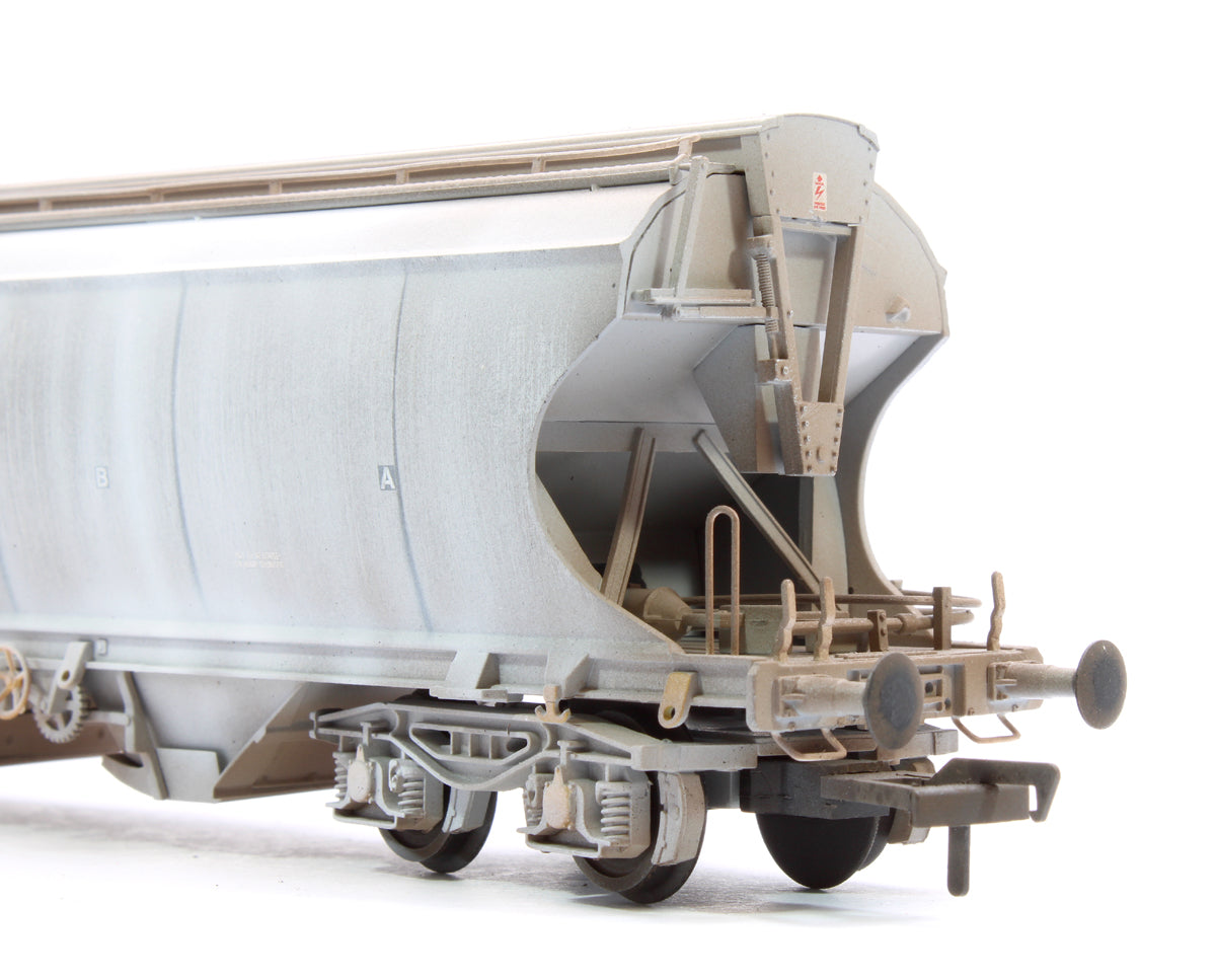 Pre-Owned Highly Detailed Premium Weathered Polybulk Bogie Hopper Wagon Nacco 'Tiger' Grey