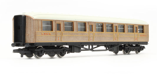 Pre-Owned LNER Composite Coach '22357'