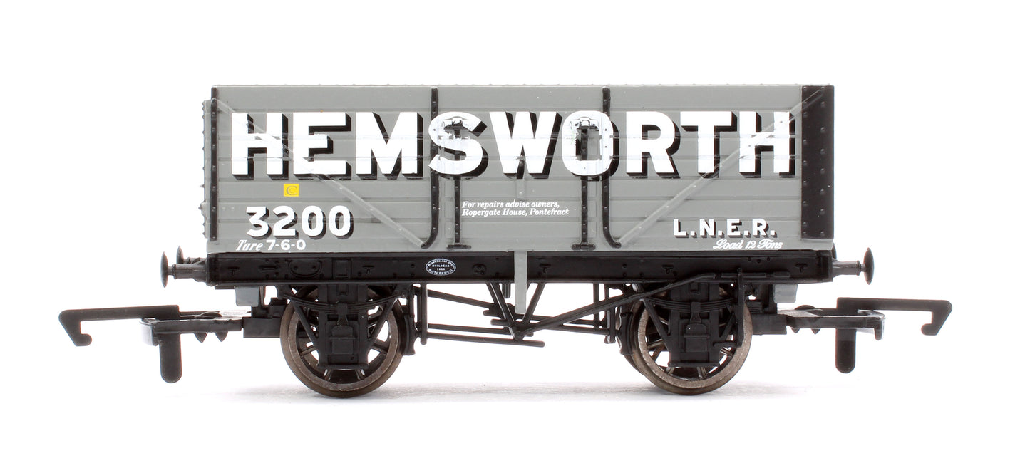 Pre-Owned 12T 7 Plank Wagon No.3200 'Hemsworth'