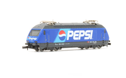 Pre-Owned Re 460 018-5 'Pepsi' Electric Locomotive