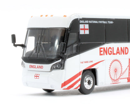 ICO870724 MCI D4520 Coach England National Soccer Team