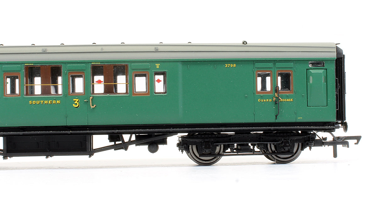 Pre-Owned SR Maunsell 6 Compartment Brake 3rd Coach '3798'