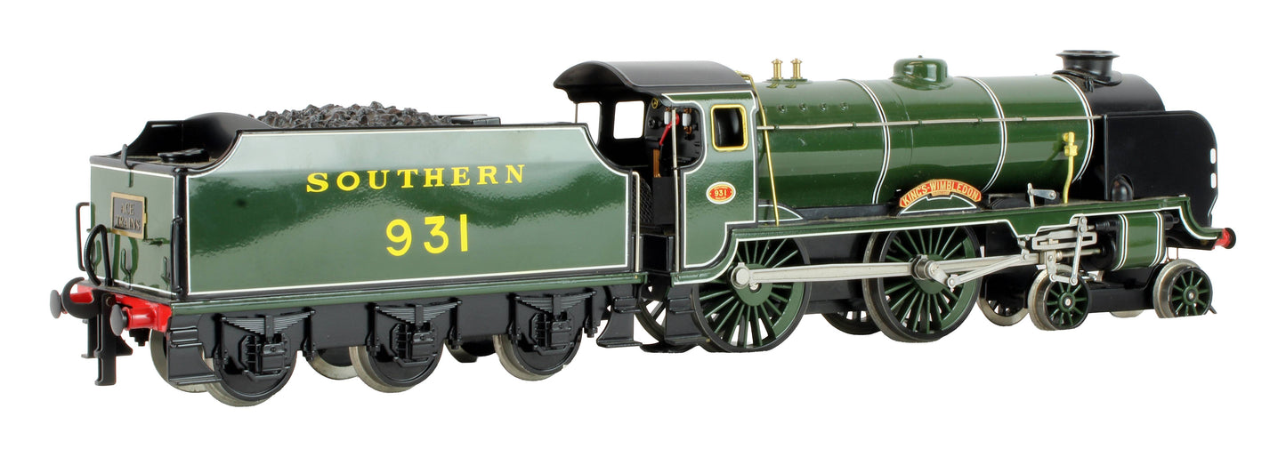 Pre-Owned E10 Maunsell Lined Olive Green Schools Class 4-4-0 931 'King's Wimbledon Steam Loco