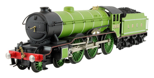 Pre-Owned Class B17 4-6-0 LNER Apple Green Livery 2851 'Derby county' Steam Locomotive