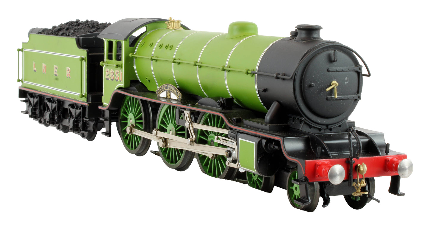 Pre-Owned Class B17 4-6-0 LNER Apple Green Livery 2851 'Derby county' Steam Locomotive