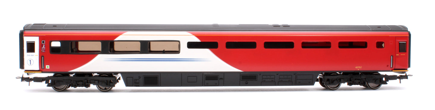 Mk3 Buffet (TRFB) Coach J LNER 40702