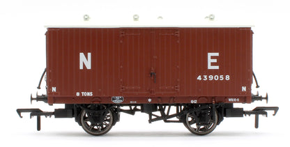 930008 GNR 8 Ton Van - NE (Large Letters) No.439058