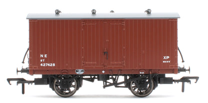 930009 GNR 8 Ton Van - NE (post-36) No.427428