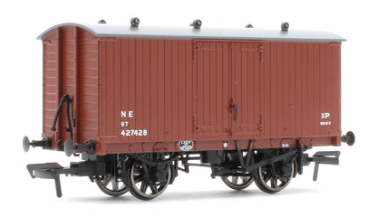 930009 GNR 8 Ton Van - NE (post-36) No.427428