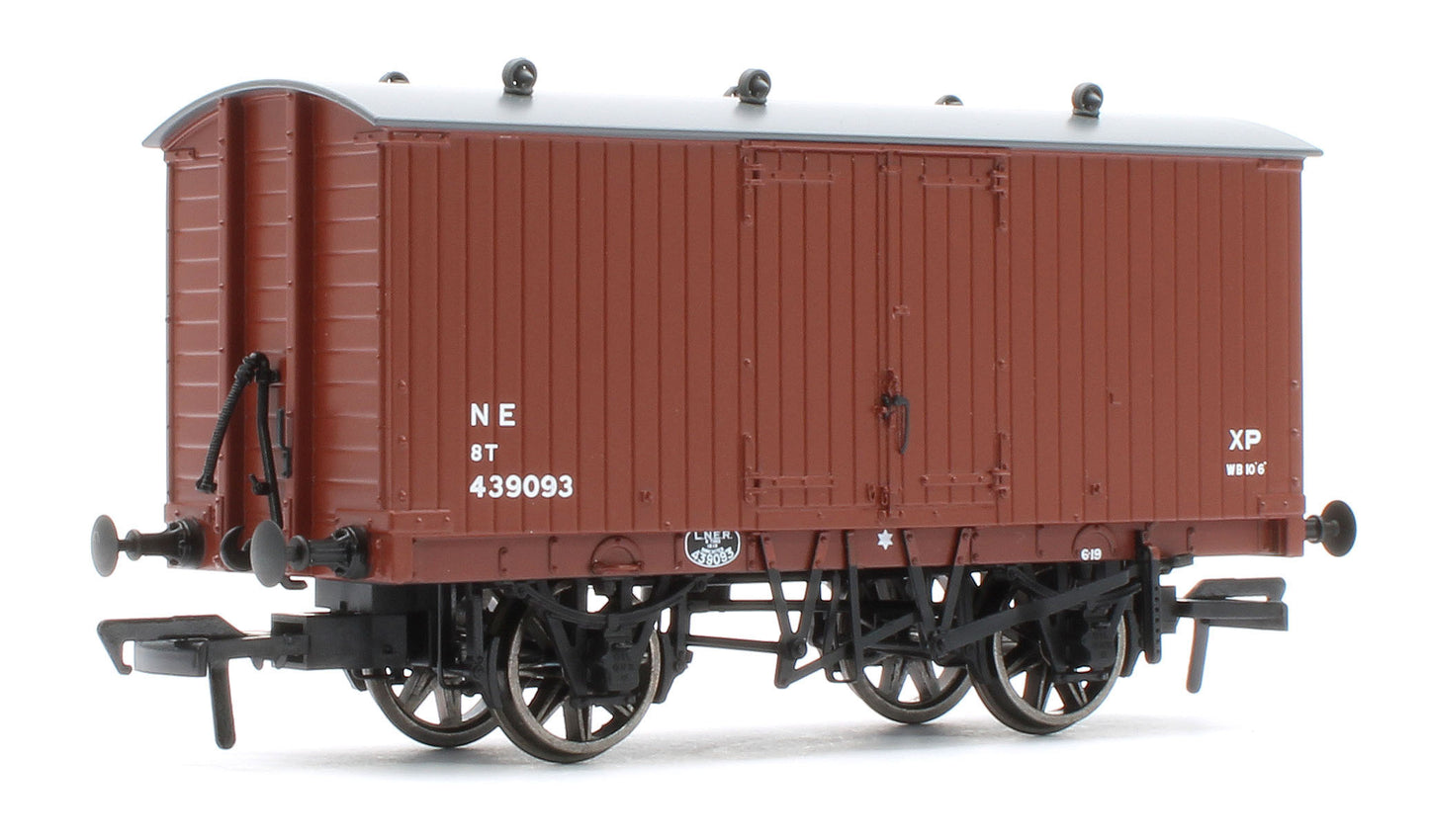 930010 GNR 8 Ton Van - NE (post-36) No.439093