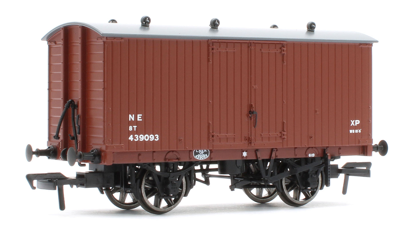 930010 GNR 8 Ton Van - NE (post-36) No.439093