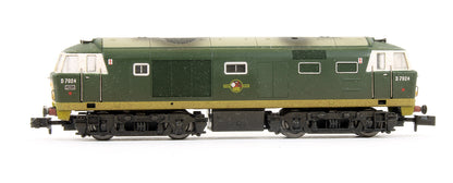 Pre-Owned Hymek D7024 Two Tone Green Diesel Locomotive (Weathered) - DCC Fitted