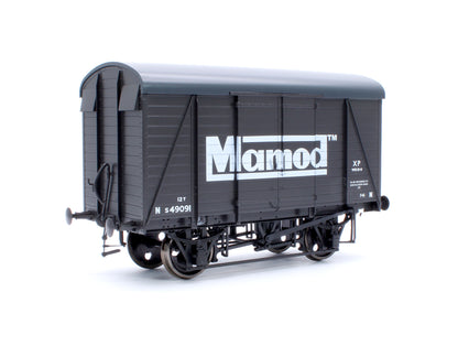 Southern Railway 12T Van Mamod