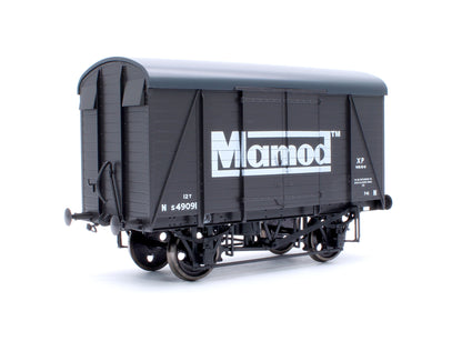 Southern Railway 12T Van Mamod