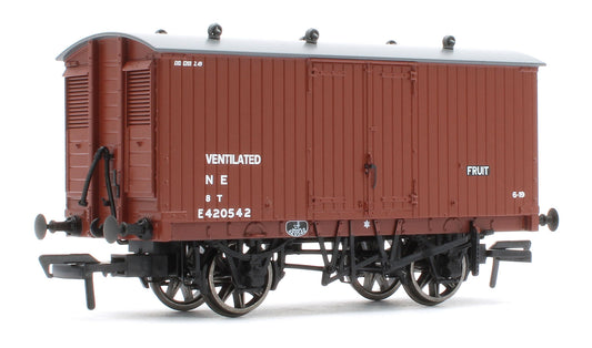 930013 GNR 8 Ton Van - BR No.E420542