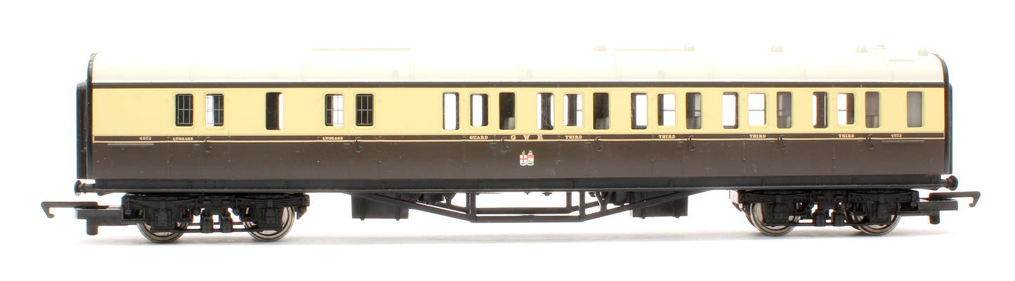 Pre-Owned GWR Chocolate & cream Composite Brake Coach No.4932