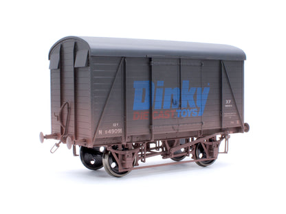Southern Railway 12T Van Dinky - Weathered