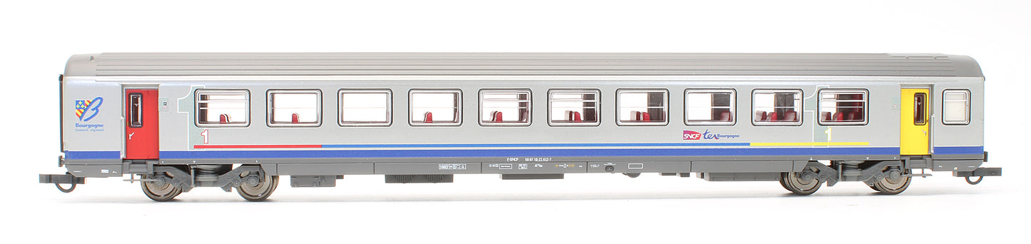Pre-Owned Set Of 2 SNCF Passenger Cars