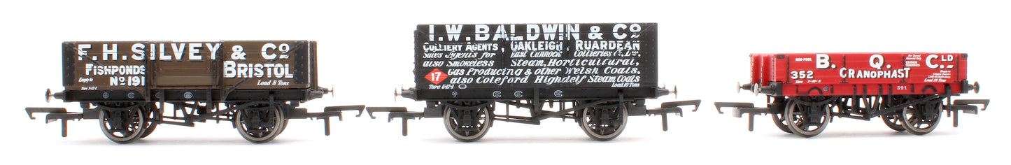 Pre-Owned R6882 Set Of 3 Private Owner Wagons - 'B.Q.C', 'I.W.Baldwin' & 'F.H. Sitvery'