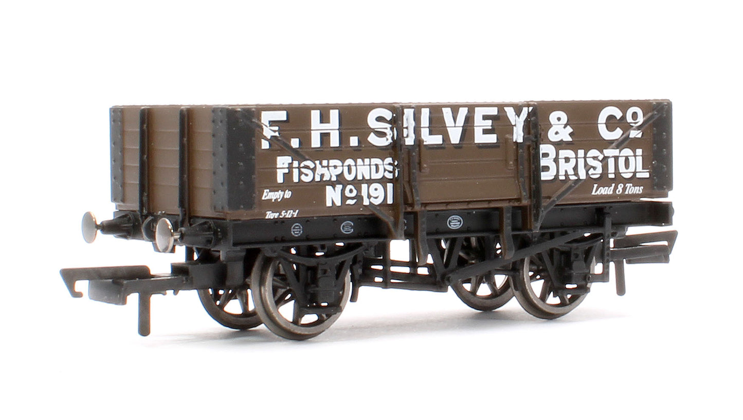 Pre-Owned R6882 Set Of 3 Private Owner Wagons - 'B.Q.C', 'I.W.Baldwin' & 'F.H. Sitvery'