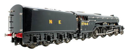 Pre-Owned E6 NE Black Class A3 4-6-2 Tender 2744 'Grand Parade' Steam Locomotive