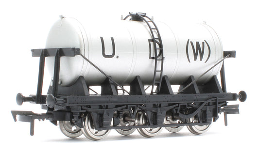 4F-031-141 6 Wheel Milk Tanker U.D.W