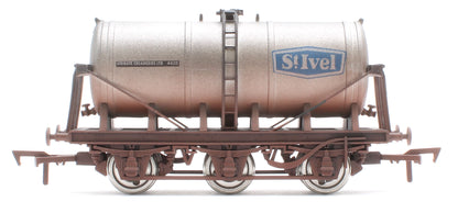 4F-031-144 6 Wheel Milk Tanker St Ivel - Weathered