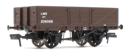 950016 LNWR D90 4-Plank Open LMS Bauxite (post-1936) No.256069