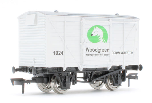4F-011-188 Ventilated Van Woodgreen Animal Charity