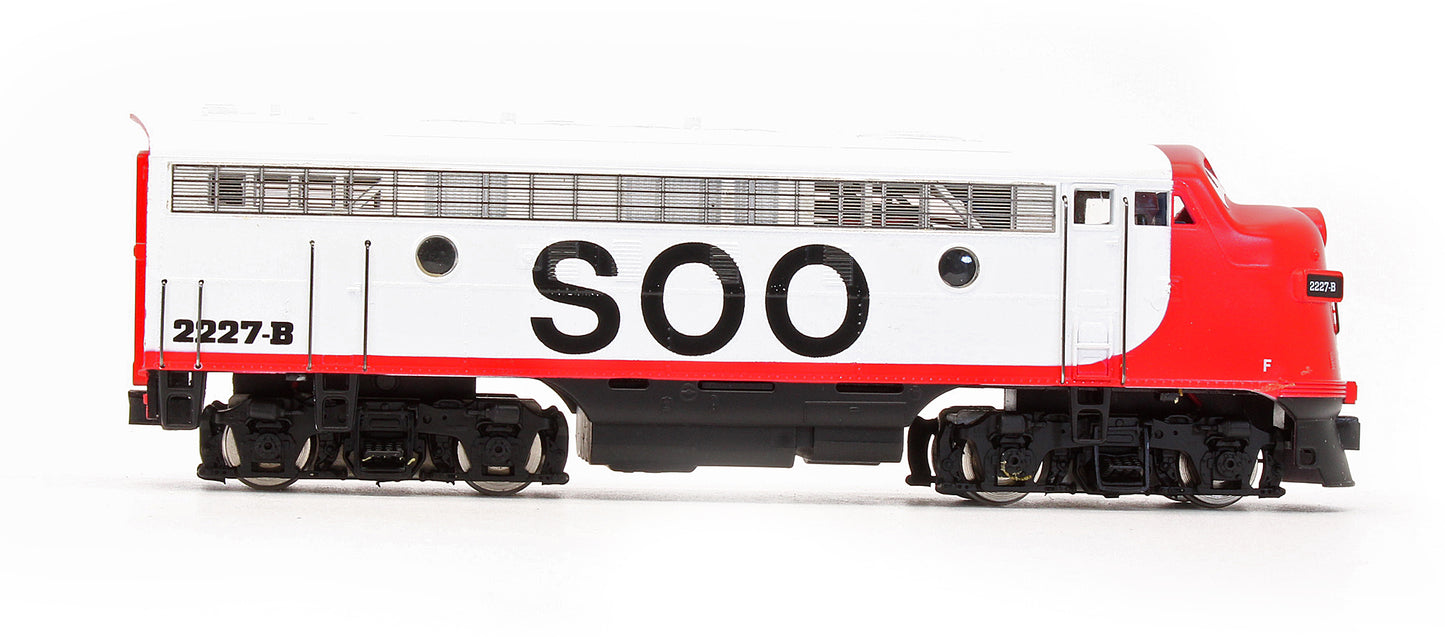 Pre-Owned CB120 MRC F7A Soo Line Diesel Locomotive - Road #2227-B