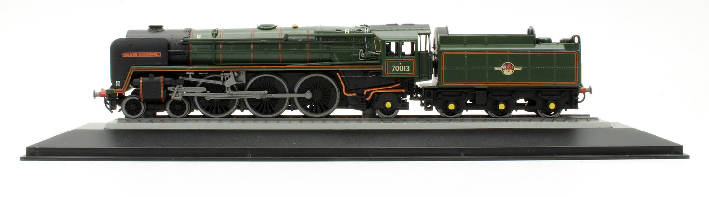 Pre-Owned ST97702 BR Green 4-6-2 Britannia Class 70013 'Oliver Cromwell' (Static Diecast Model)