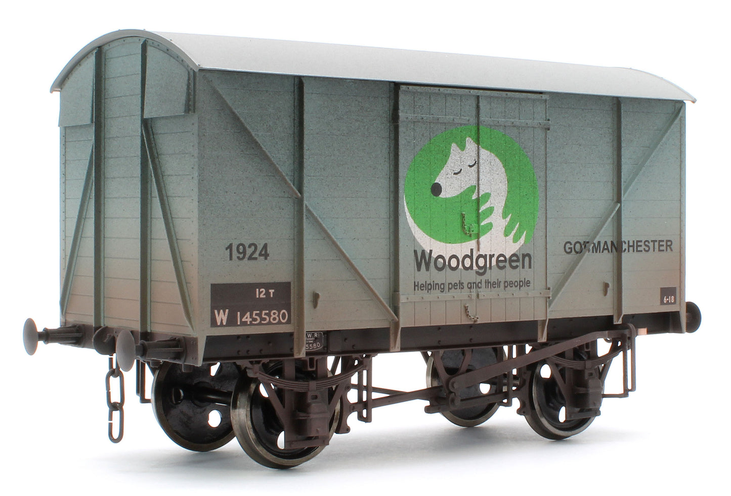 7F-066-014W GW Van Woodgreen Animal Charity - Weathered