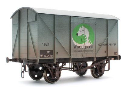 7F-066-014W GW Van Woodgreen Animal Charity - Weathered