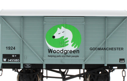 7F-066-014 GW Van Woodgreen Animal Charity
