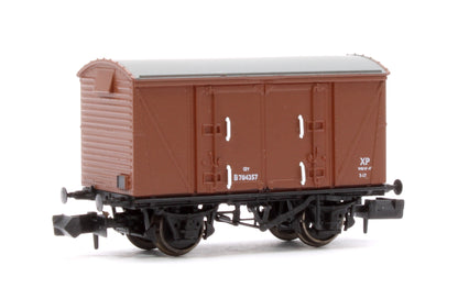 Set of 3 BR 12T Vanwide Ventilated Vans, BR Bauxite (Early)