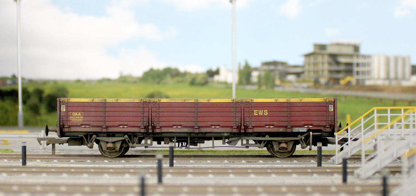 915017W Bespoke Weathered BR ‘Open AB’ OAA Wagon No. 100088, EWS Maroon