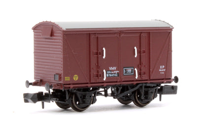 Set of 3 BR 12T Vanwide Ventilated Vans, BR Freight Brown VMV XP