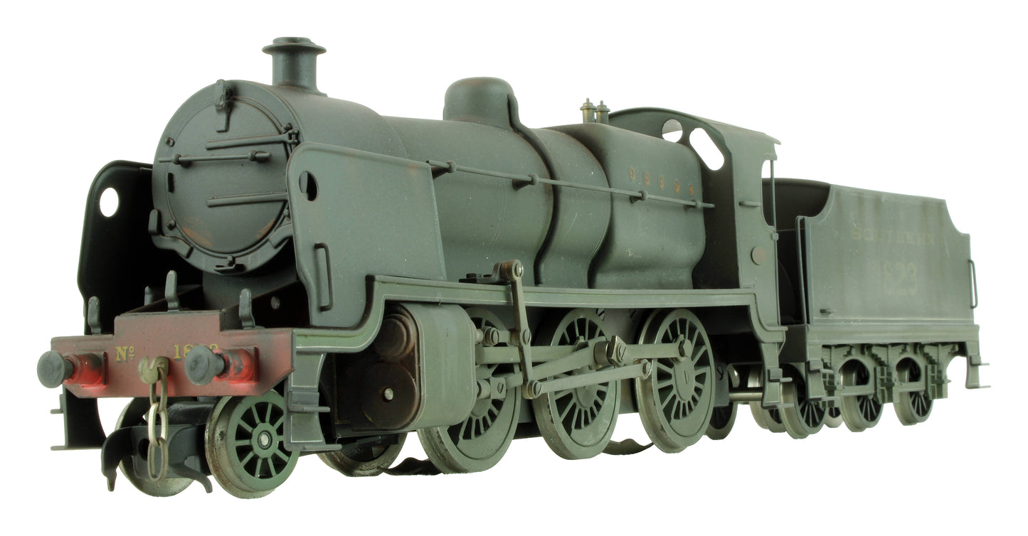 Pre-Owned BL99054 Southern Green N Class 2-6-0 'Mogul' 1823 Steam Locomotive - Weathered