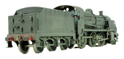 Pre-Owned BL99054 Southern Green N Class 2-6-0 'Mogul' 1823 Steam Locomotive - Weathered