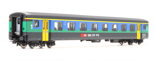 Pre-Owned 74565 SBB CFF FFS 1st Class Coach A 50 85 18-33 630-2